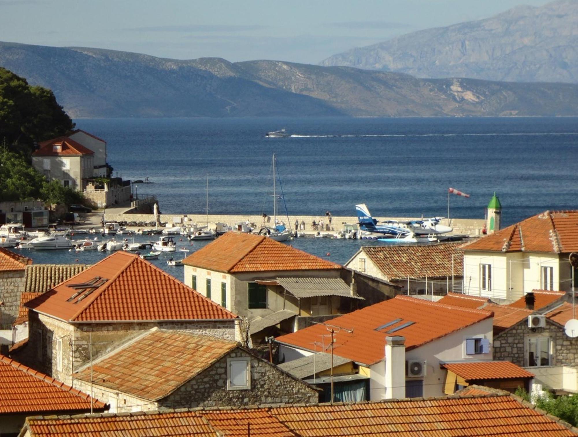 Apartment Gliha Jelsa  Εξωτερικό φωτογραφία