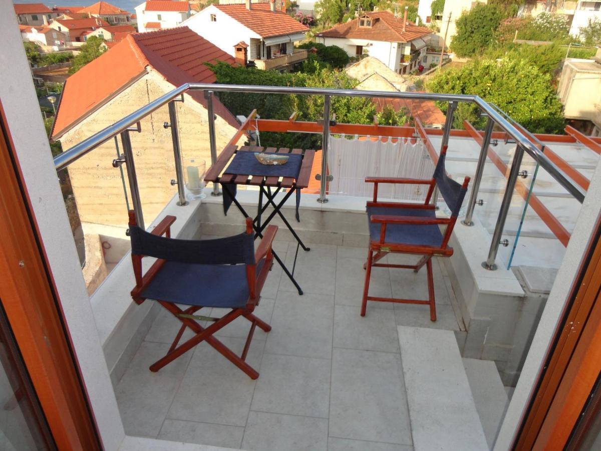 Apartment Gliha Jelsa  Εξωτερικό φωτογραφία