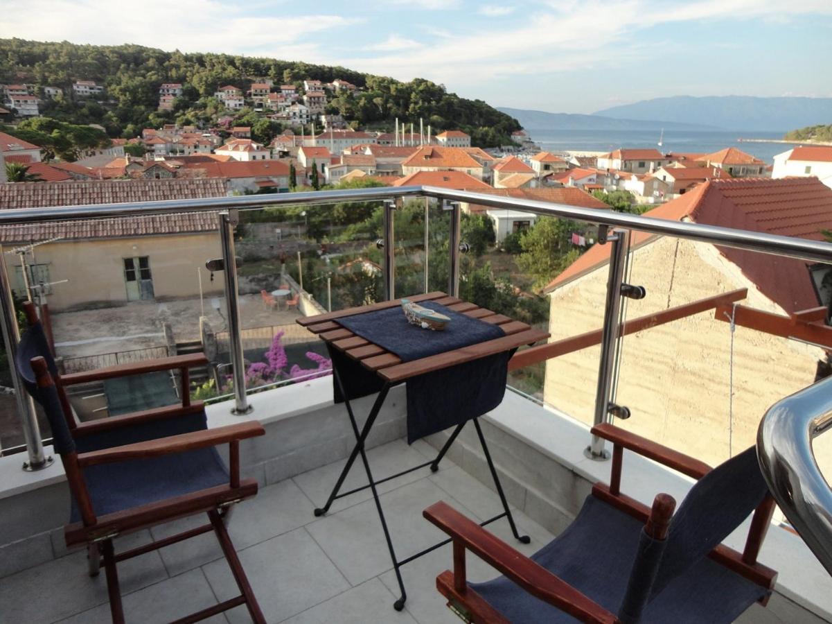 Apartment Gliha Jelsa  Εξωτερικό φωτογραφία